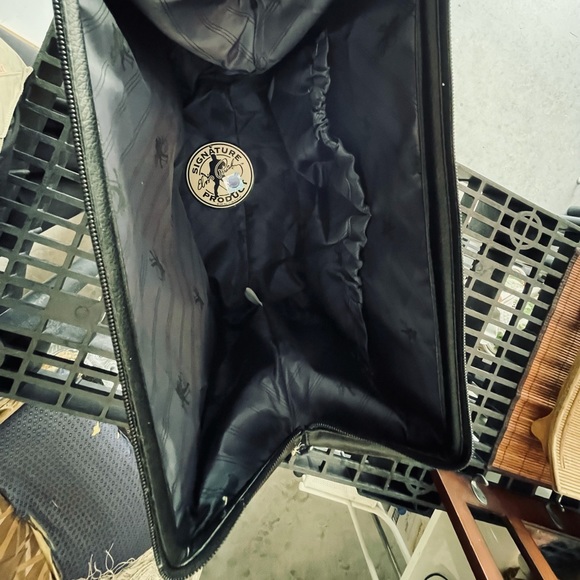 ELVIS has left the Building Tote Bag - Picture 5 of 8